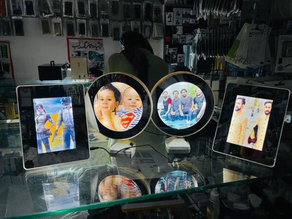 Customizable Round Shape Magic Mirror Photo Frame with LED (with photo) - Image 3